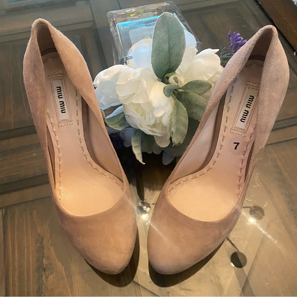 Miu Miu Tan Suede Heels - Picture 2 of 16